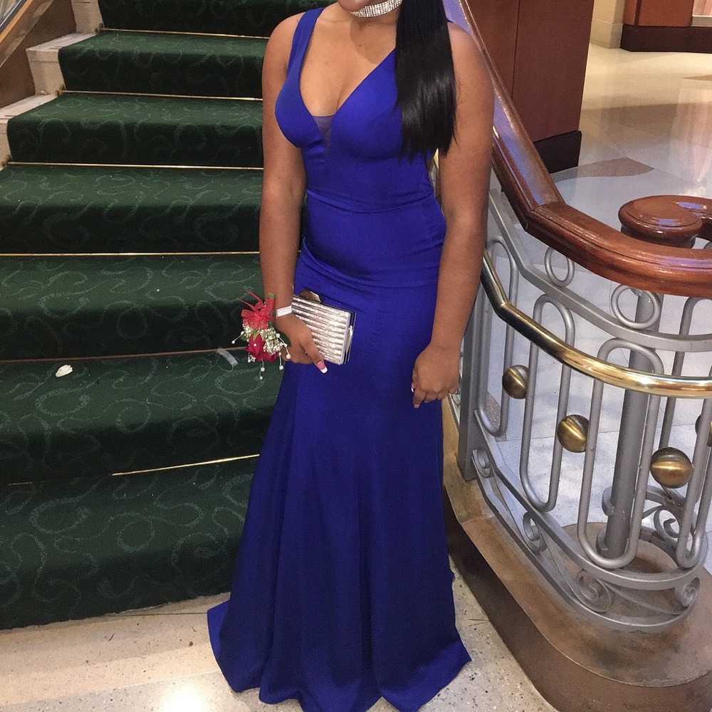 PROM DRESS
